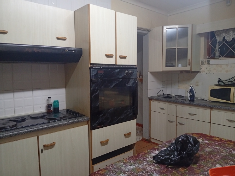 4 Bedroom Property for Sale in Mountain View Eastern Cape